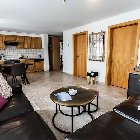 Haus Lotus, Moosfluhbahn Apartment