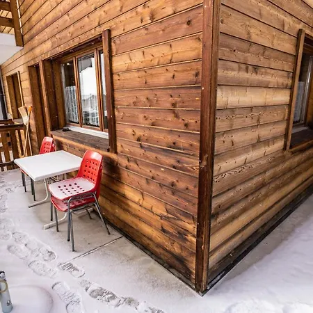 Haus Lotus, Moosfluhbahn Daire