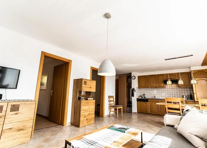 Haus Lotus, Moosfluhbahn *