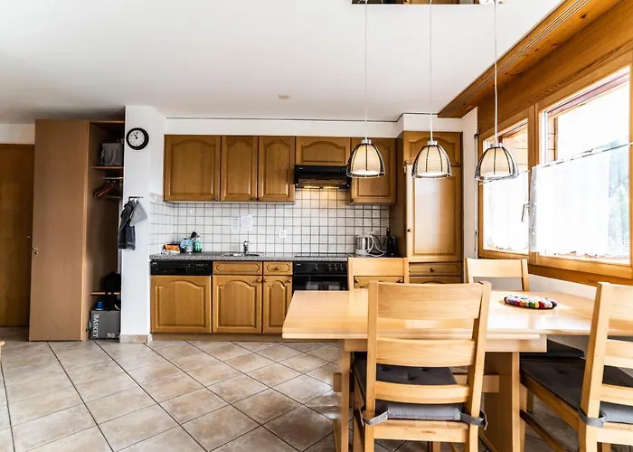 Haus Lotus, Moosfluhbahn Daire