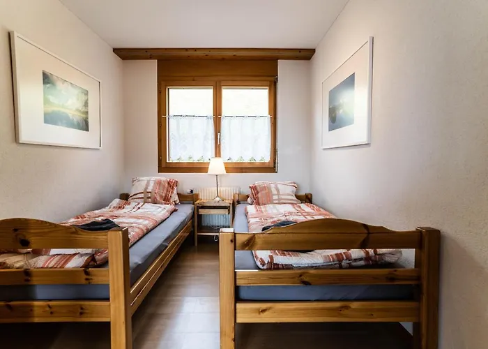 Haus Lotus, Moosfluhbahn