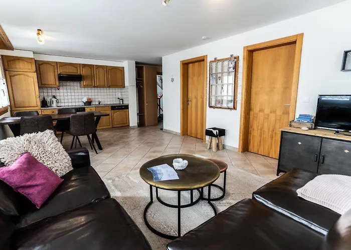 Haus Lotus, Moosfluhbahn Daire