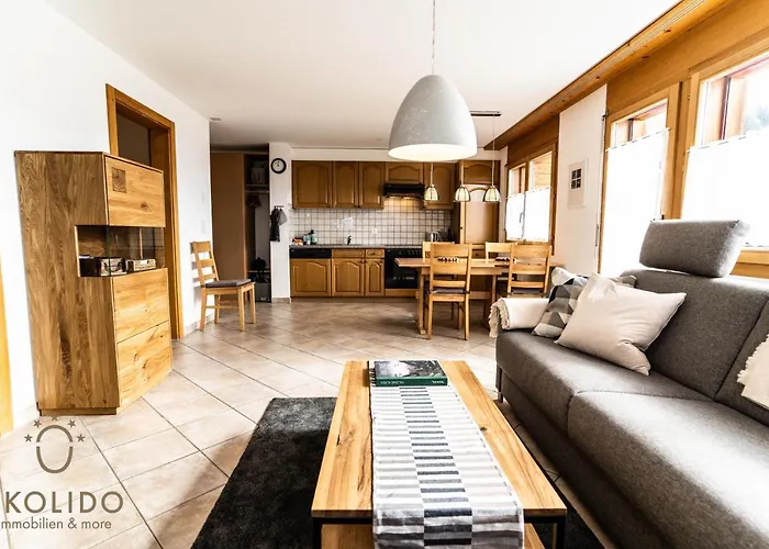 Haus Lotus, Moosfluhbahn