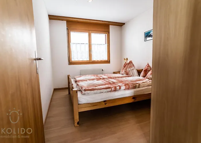 Haus Lotus, Moosfluhbahn *