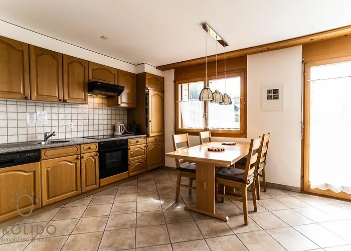 Haus Lotus, Moosfluhbahn