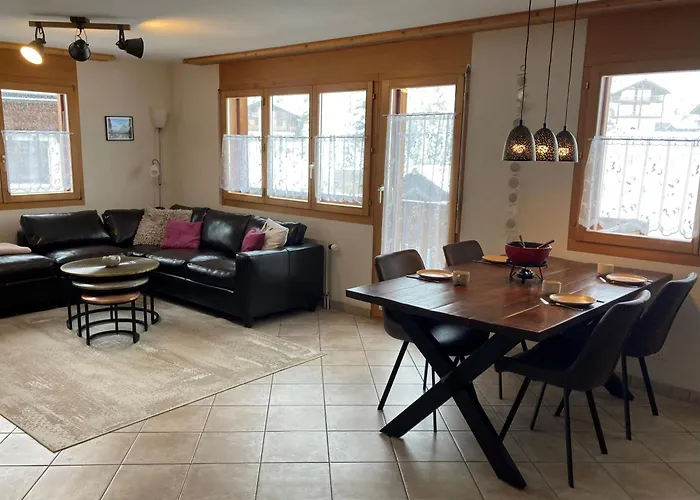 Haus Lotus, Moosfluhbahn *