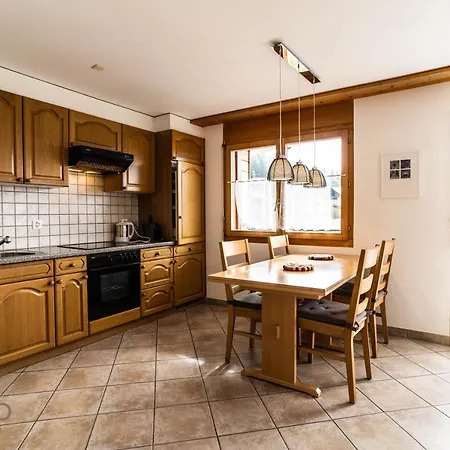 Haus Lotus, Moosfluhbahn