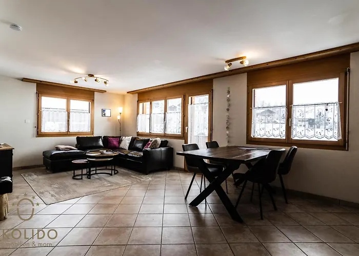 Haus Lotus, Moosfluhbahn Lejlighed